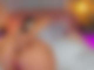 AmedeeaBanks's Live Sex Cam Show