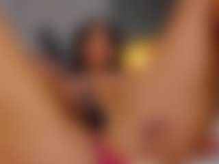 AmedeeaBanks's Live Sex Cam Show