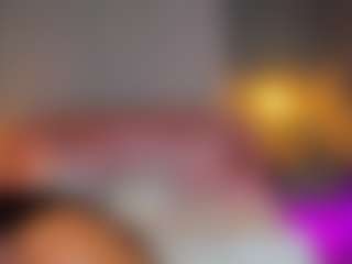 AmedeeaBanks's Live Sex Cam Show