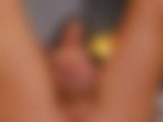 Live cam show with AmedeeaBanks - Spank on LiveSexCams6