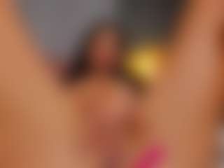Live cam show with AmedeeaBanks - BBW Amateur on Milf Play