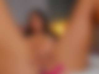 Live cam show with AmedeeaBanks - Spank on studioflirtlive.com