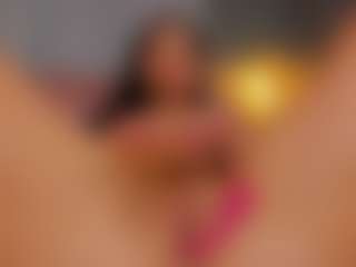 Live cam show with AmedeeaBanks - Shaved Pussy on Adult Interactions