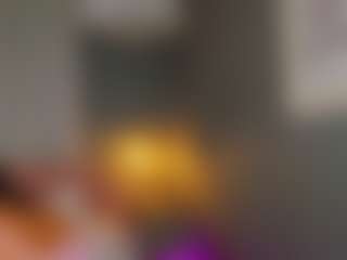 AmedeeaBanks's Live Sex Cam Show
