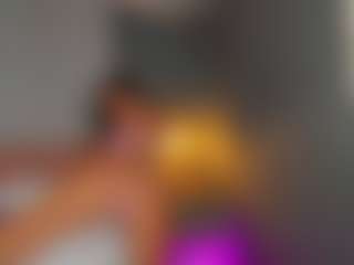AmedeeaBanks's Live Sex Cam Show