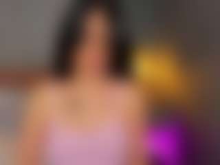 Live cam show with AmedeeaBanks - Fingering on TastyBlacksLive