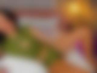 Live cam show with AmedeeaBanks - Small Tits on AdultVida.com