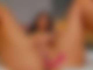 AmedeeaBanks's Live Sex Cam Show