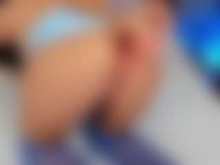 AmedeeaBanks's Live Sex Cam Show