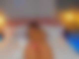 AmedeeaBanks's Live Sex Cam Show