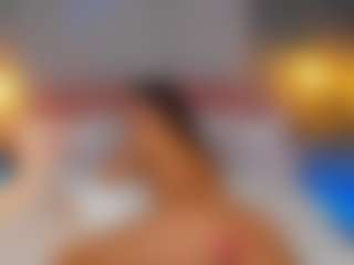 AmedeeaBanks's Live Sex Cam Show