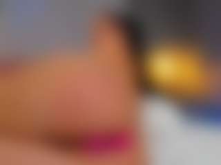 Live cam show with AmedeeaBanks - Lovense on SquirtSoMuch