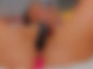 AmedeeaBanks's Live Sex Cam Show