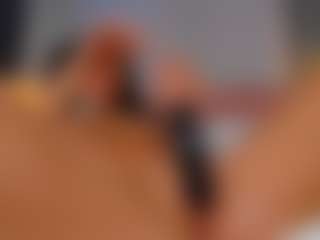 AmedeeaBanks's Live Sex Cam Show
