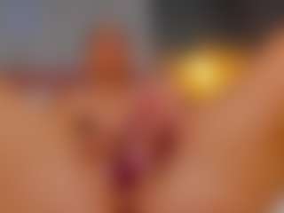 AmedeeaBanks's Live Sex Cam Show