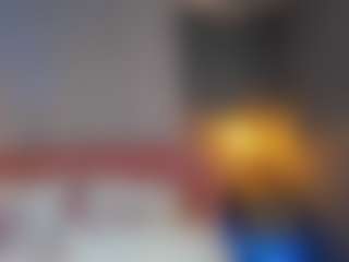 AmedeeaBanks's Live Sex Cam Show