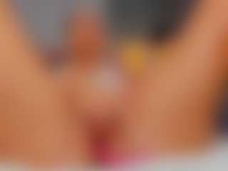 AmedeeaBanks's Live Sex Cam Show