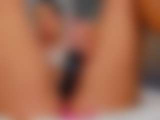 AmedeeaBanks's Live Sex Cam Show