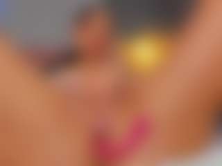AmedeeaBanks's Live Sex Cam Show