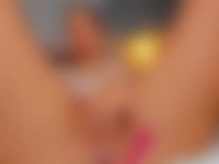 AmedeeaBanks's Live Sex Cam Show