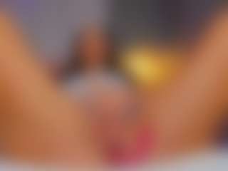 AmedeeaBanks's Live Sex Cam Show
