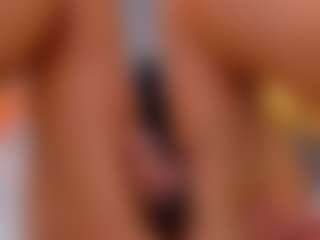 AmedeeaBanks's Live Sex Cam Show