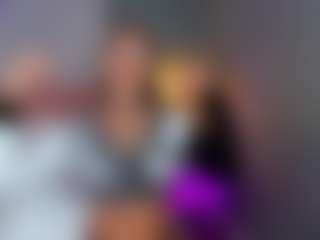 Live cam show with AmedeeaBanks - Normal on xDating