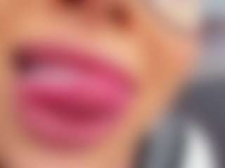 AmedeeaBanks's Live Sex Cam Show