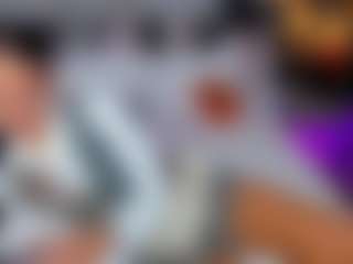 AmedeeaBanks's Live Sex Cam Show