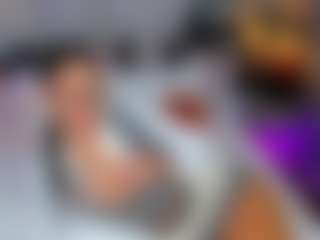 AmedeeaBanks's Live Sex Cam Show