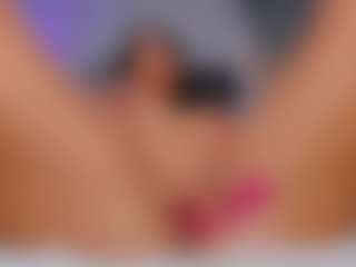AmedeeaBanks's Live Sex Cam Show