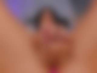 AmedeeaBanks's Live Sex Cam Show