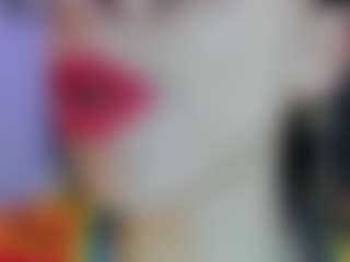 Live cam show with Katty-mouth - Camel Toe on SpunkLive