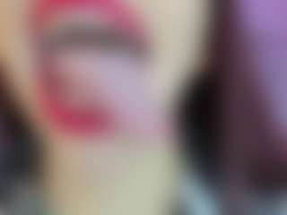 Live cam show with Katty-mouth - Camel Toe on TeamSkeetLive