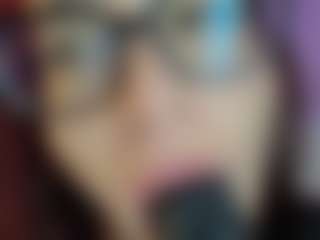 Live cam show with Katty-mouth - Shaved Pussy on Camsoda