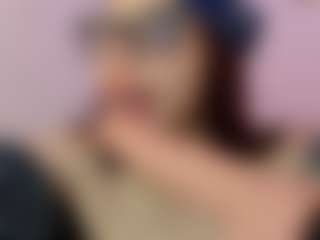 Live cam show with Katty-mouth - Squirt on Camsoda
