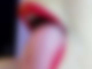 Live-Cam-Show mit Katty-mouth - Glasses auf Camsoda