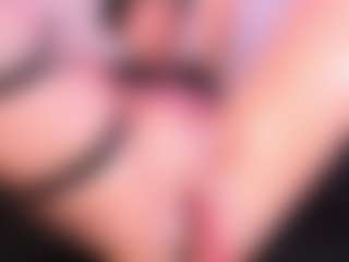 Live cam show with AntonelaLopez - Small Tits on Fling VIP Chat
