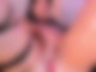 Live cam show with AntonelaLopez - Fingerass on Dare Cams
