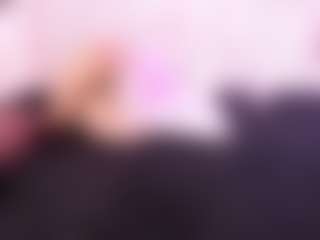 Live cam show with AntonelaLopez - Pussyplay on sexylive.show