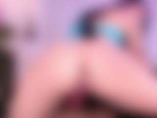 Live cam show with AntonelaLopez - Bedroom on live18s.com