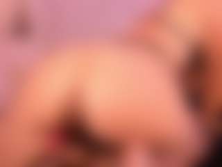 AntonelaLopez MILF webcam performer live streaming