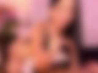 Live cam show with AntonelaLopez - Middle Aged on instabang