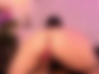 Live cam show with AntonelaLopez - Cowgirl on luckytryst.com
