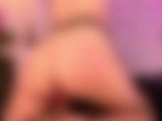 Live cam show with AntonelaLopez - Double Penetration on Camming Site