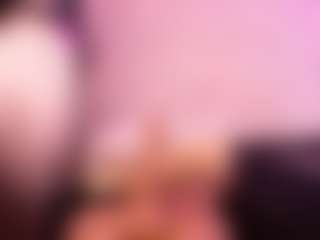 Live cam show with AntonelaLopez - Massage on TeamSkeetLive