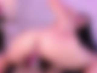 Live cam show with AntonelaLopez - Cowgirl on SquirtSoMuch