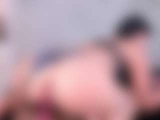 Live cam show with AntonelaLopez - Spank on Camsoda