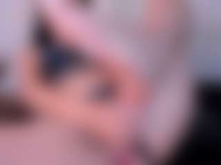 Live cam show with AntonelaLopez - Spank MILF on Camming Site