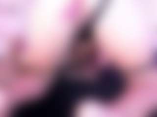 Live cam show with AntonelaLopez - Strip MILF on Camming Site
